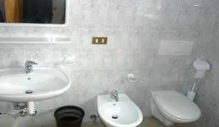 Francisi Hotell