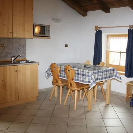 Francisi Hotell *